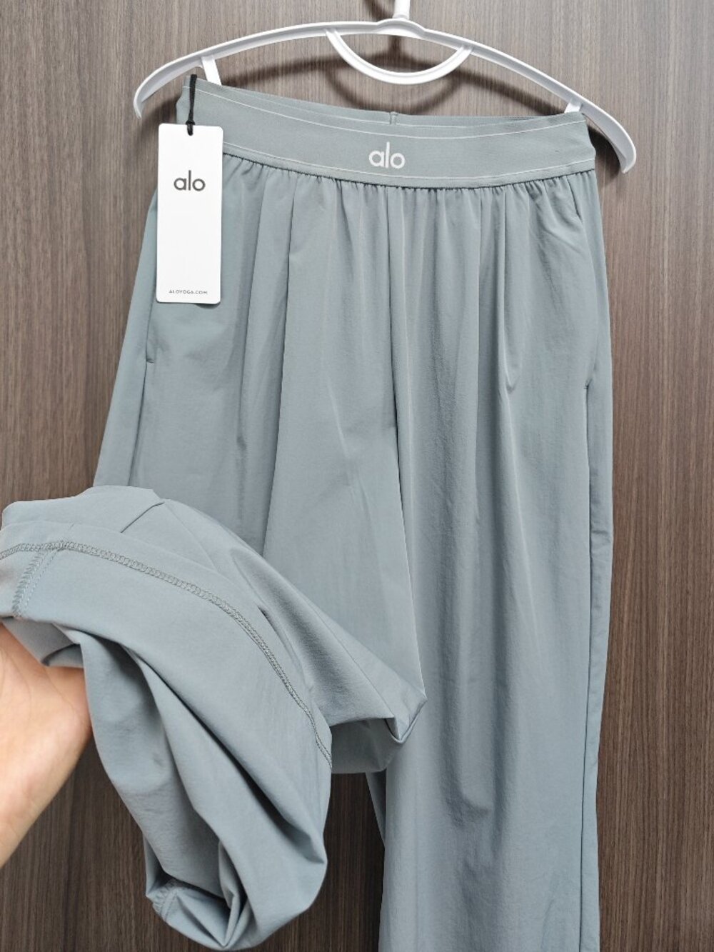 🔵NWT ALO Yoga Steel Grey Women's Suit Up Pants (Regular)😉Clean girl Versatile - Picture 3 of 7